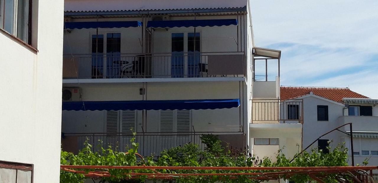 Ferienwohnung Valerija Tribalj Exterior foto